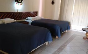 The Halfway Inn 4*